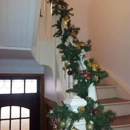 Maison Les 3 Roses Homestay